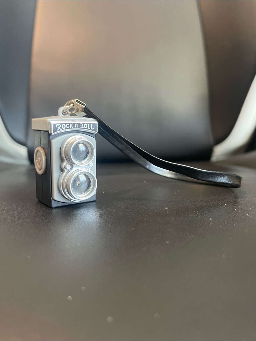 Mini Twin-Lens Camera Keychain - Black & Silver